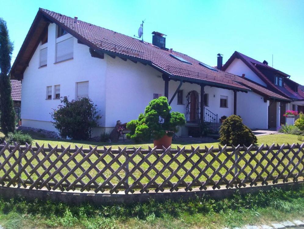 Haus Saentisblick Daire Eriskirch Dış mekan fotoğraf